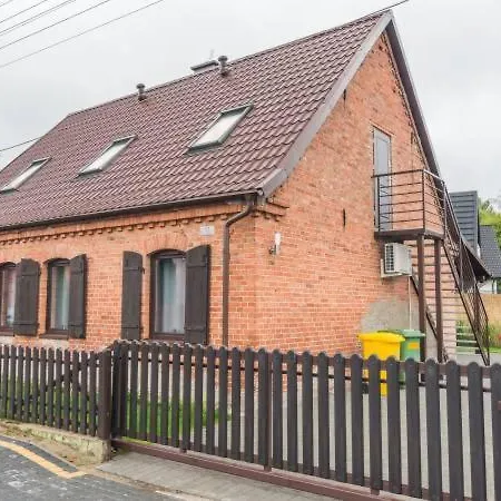 Apartamenty Zarnowska شقة *